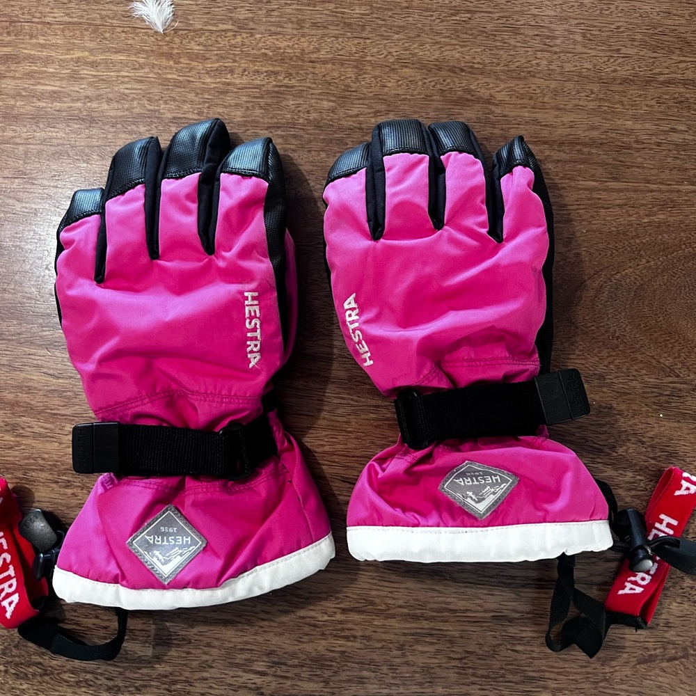 Hestra Kids Fuchsia and Black Mittens